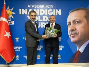 Ak Parti Ataşehir'de Bayrak Değişimi 